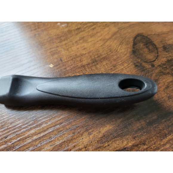 Stainless Steel Ice Cream Scoop w/Black Plastic Grip Handle - Picture 5 of 7